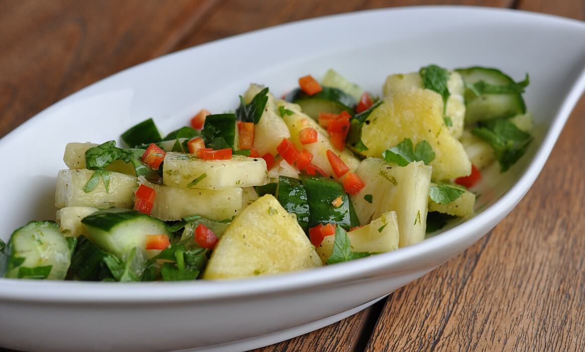Ananas-Gurkensalat