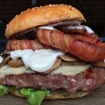 BaconOnionRingBurger02
