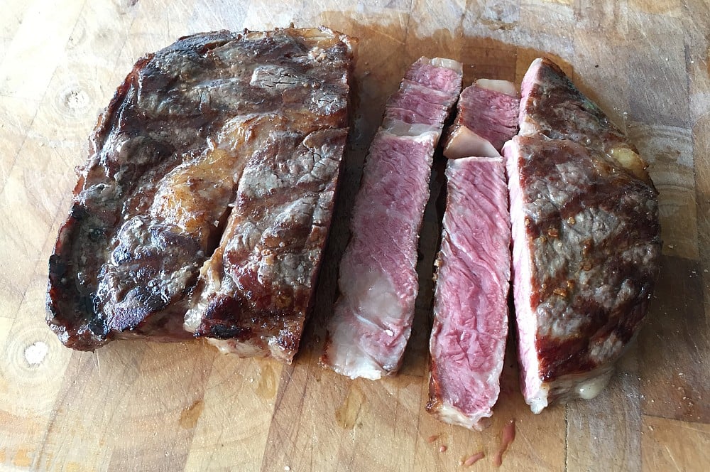 US Beef Ribeye im Anschnitt
