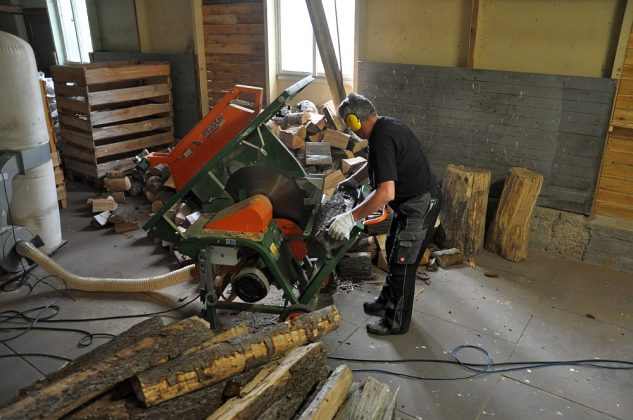 Axtschlag BBQ Wood Raeucherholz 13