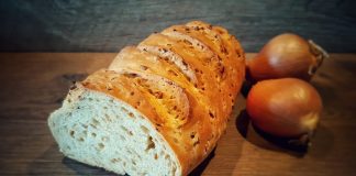 Zwiebel-Brot