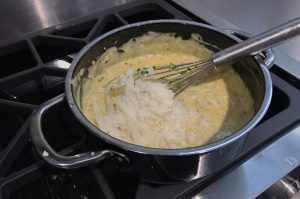 Gegrillte Langustenschwaenze Parmesan Hollandaise 02