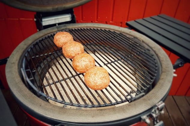 Italienische Fleischbaellchen Spaghetti Kraeuterbutter Kerrygold 03