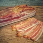 Bacon selber machen Fruehstuecksspeck raeuchern 07