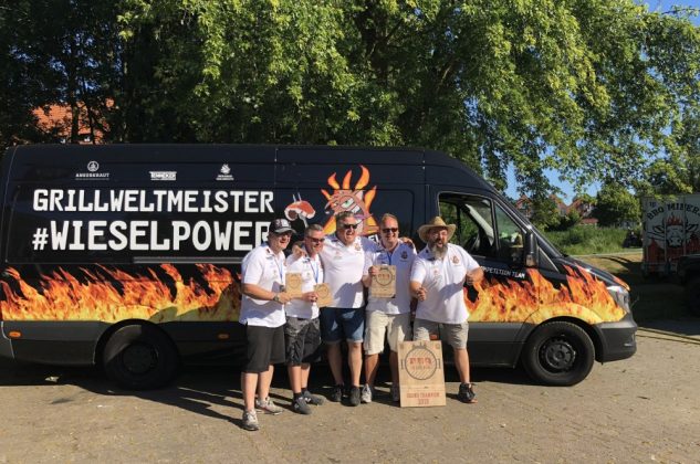 BBQ Wiesel Triple BBQ an der Burg Bad Bederkesa 06