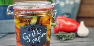 gegrillte Paprika in Kräuteröl