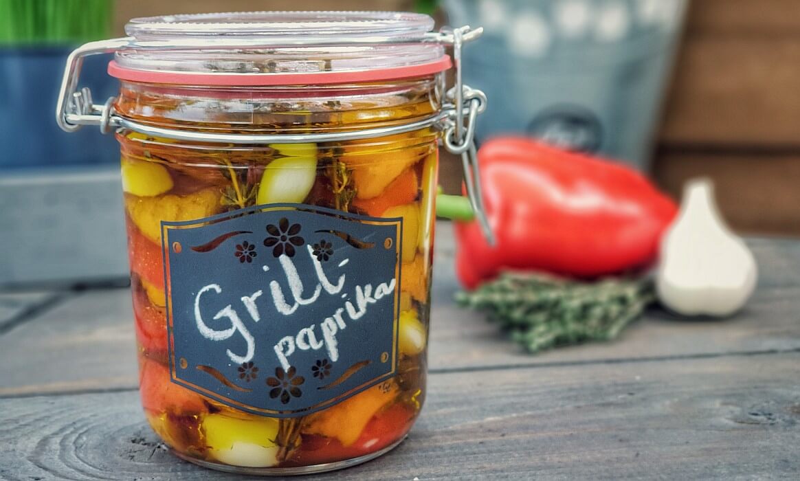 gegrillte Paprika in Kräuteröl