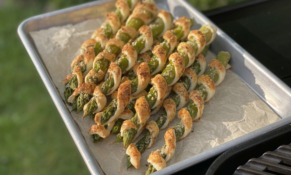 Spargel in Blätterteig