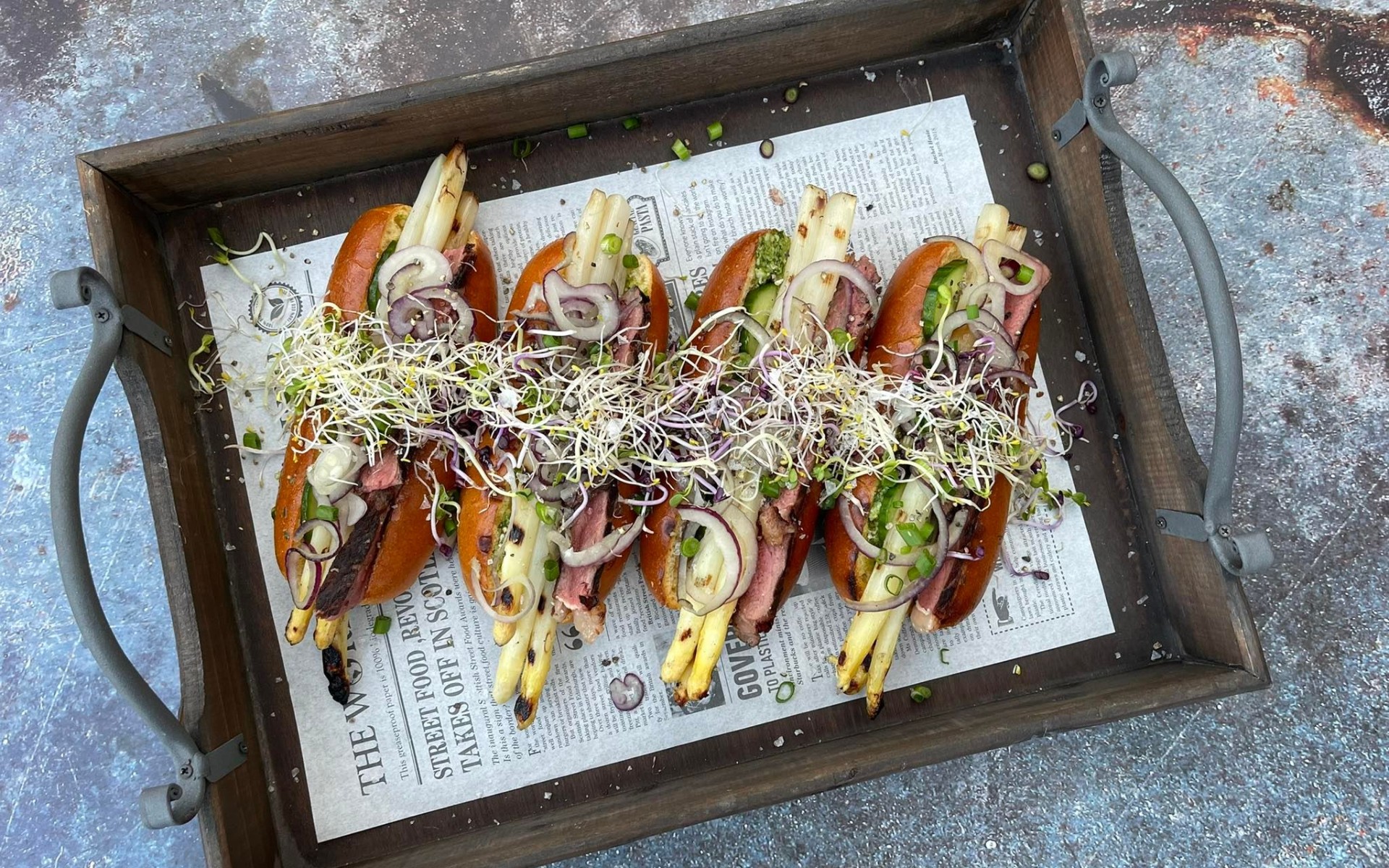 Roastbeef Spargel Hot Dog