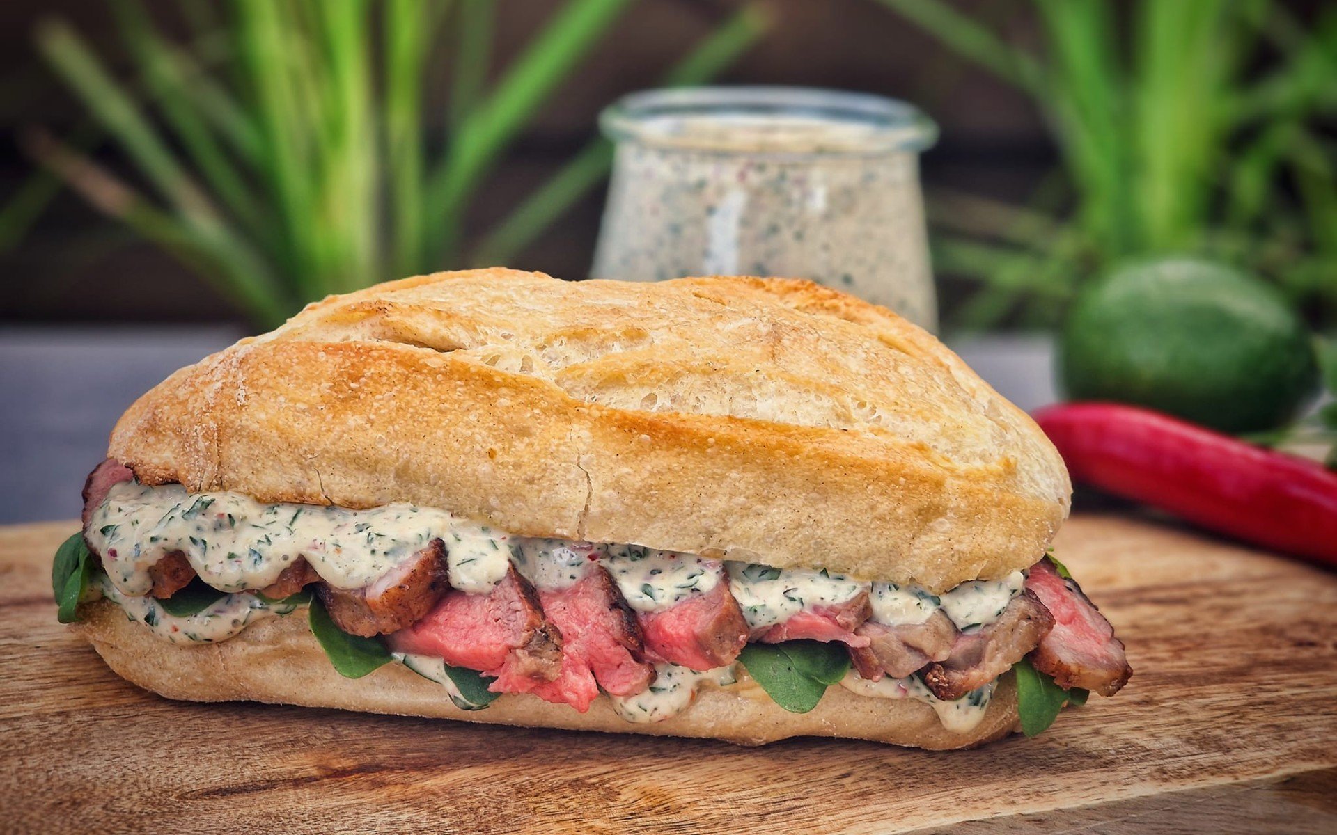 Steak-Baguette mit Chimichurri-Mayonnaise