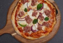 Salsiccia-Pizza