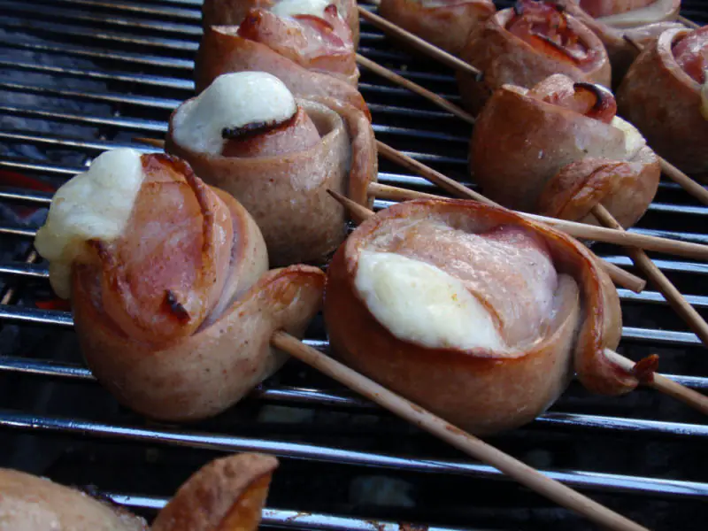Wurstlolli – Bratwurstlolli auf dem Spieß