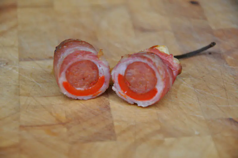 Angeschnittener Jalapeno Popper Angeschnittene Jalapeno Poppers