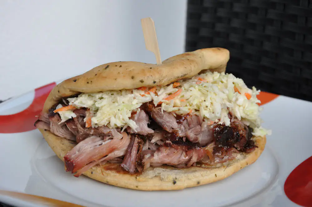 Fertiges PP-Sandwich aus dem Duroc Nacken Fertiges PP-Sandwich aus dem Duroc Nacken