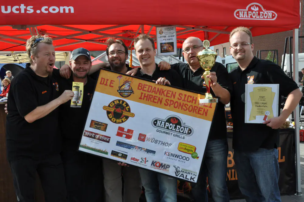 Die BBQ Wiesel Niederrhein gewinnen die 2.Nettetaler Grillmeisterschaf
