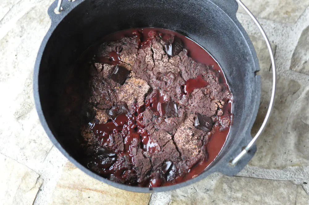 Cobbler aus dem Dutch Oven