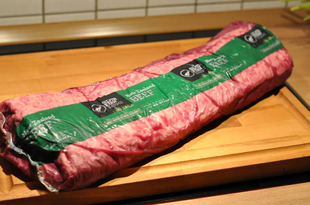 Roastbeef mit Senfkruste vom Grill 1 New Zealand Beef