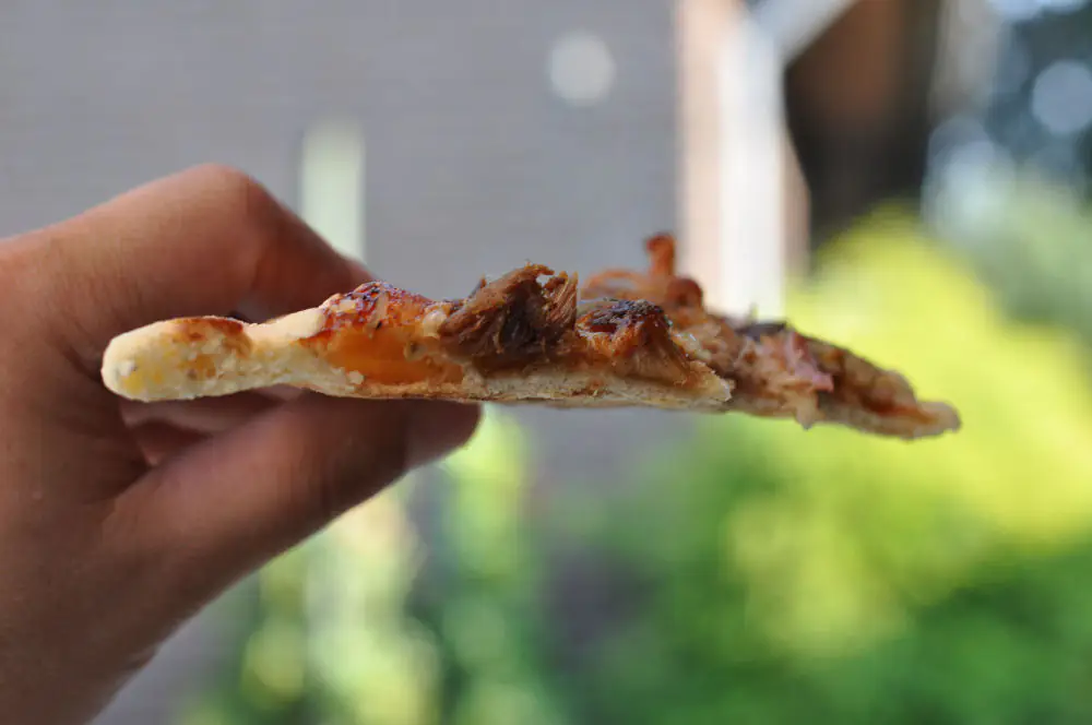 Perfekter Pizzateig - So gelingt die Pizza vom Grill 7 Perfekter Pizzateig
