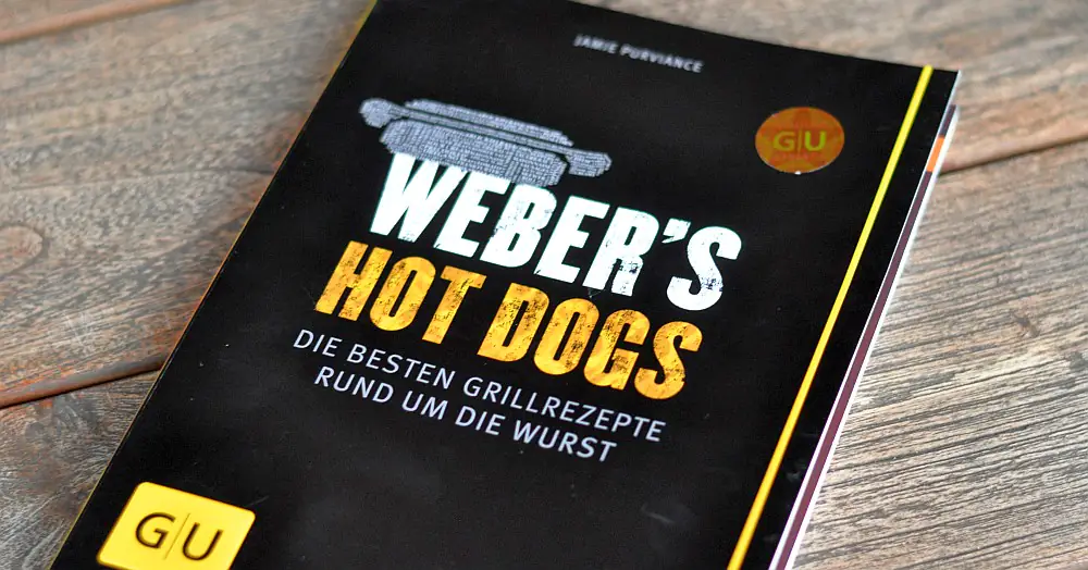 Weber’s Hot Dogs – Alles rund um die Wurst sloppy joe hot dog-WebersHotDogs1-Sloppy Joe Hot Dog mit Hackfleisch- und Käsesauce