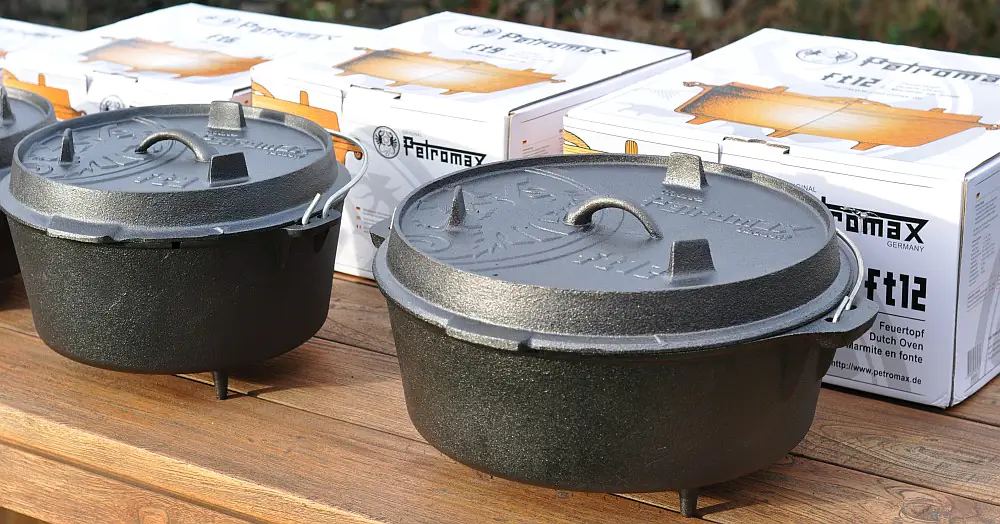 Der ultimative Dutch Oven Guide - Tipps, FAQ, Kaufberatung | BBQPit.de rohrnudeln aus dem dutch oven-DutchOvenFAQ-Rohrnudeln aus dem Dutch Oven