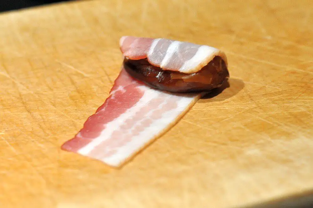 Datteln im Speckmantel - Tapas 1 Datteln im Speckmantel