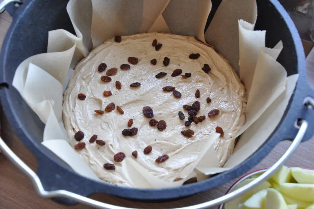 Apfelkuchen aus dem Dutch Oven 1 Apfelkuchen aus dem Dutch Oven