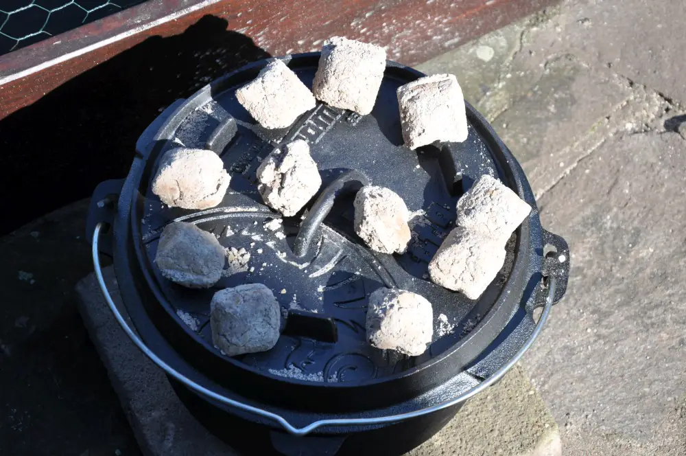 Apfelkuchen aus dem Dutch Oven 3 Apfelkuchen aus dem Dutch Oven