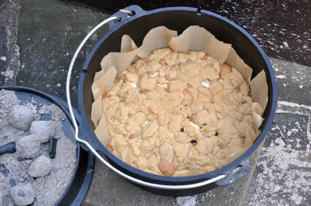 Apfelkuchen aus dem Dutch Oven 4 Apfelkuchen aus dem Dutch Oven