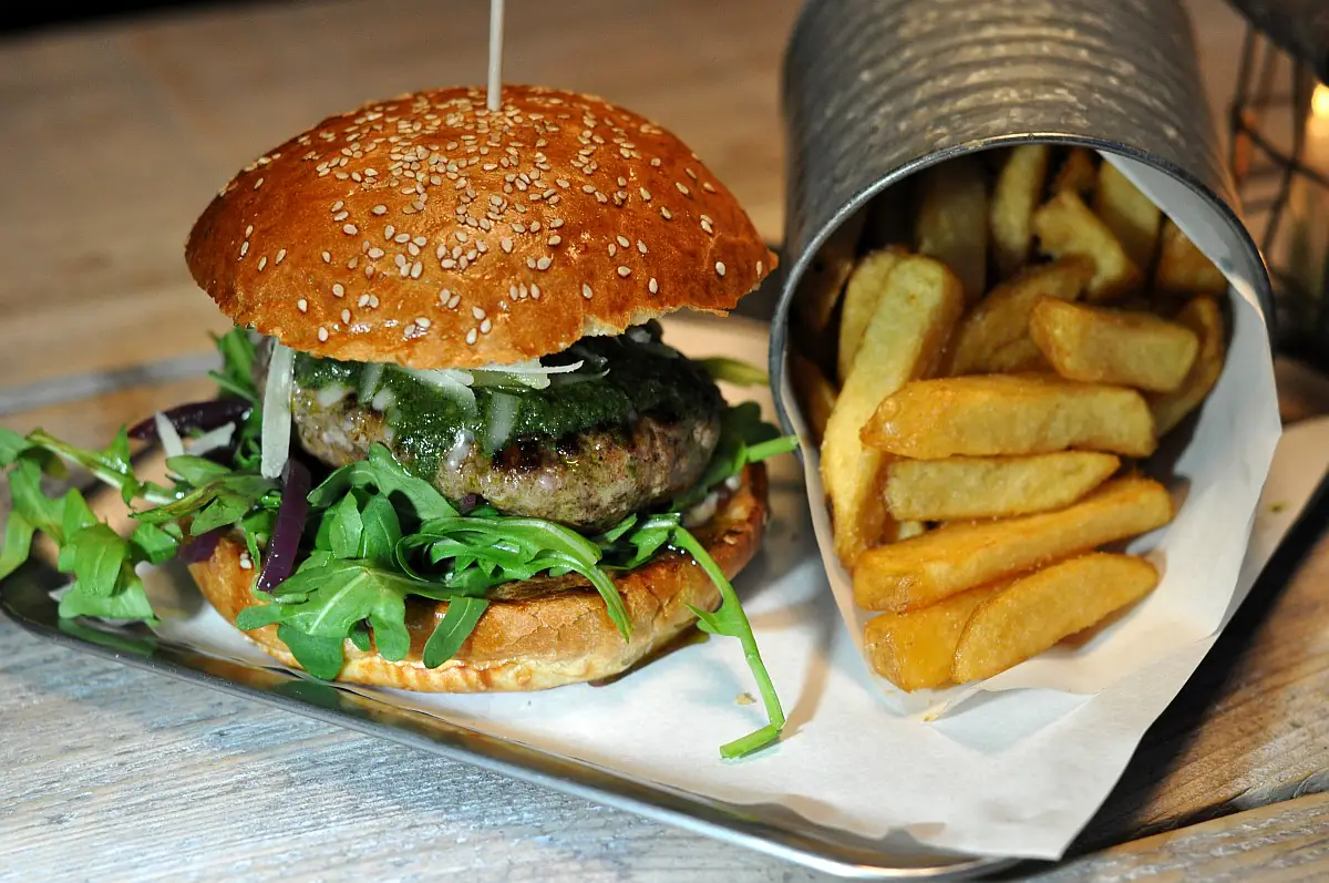 Die Burger Nerds in Duisburg im BBQPit-Burgerbuden-Test