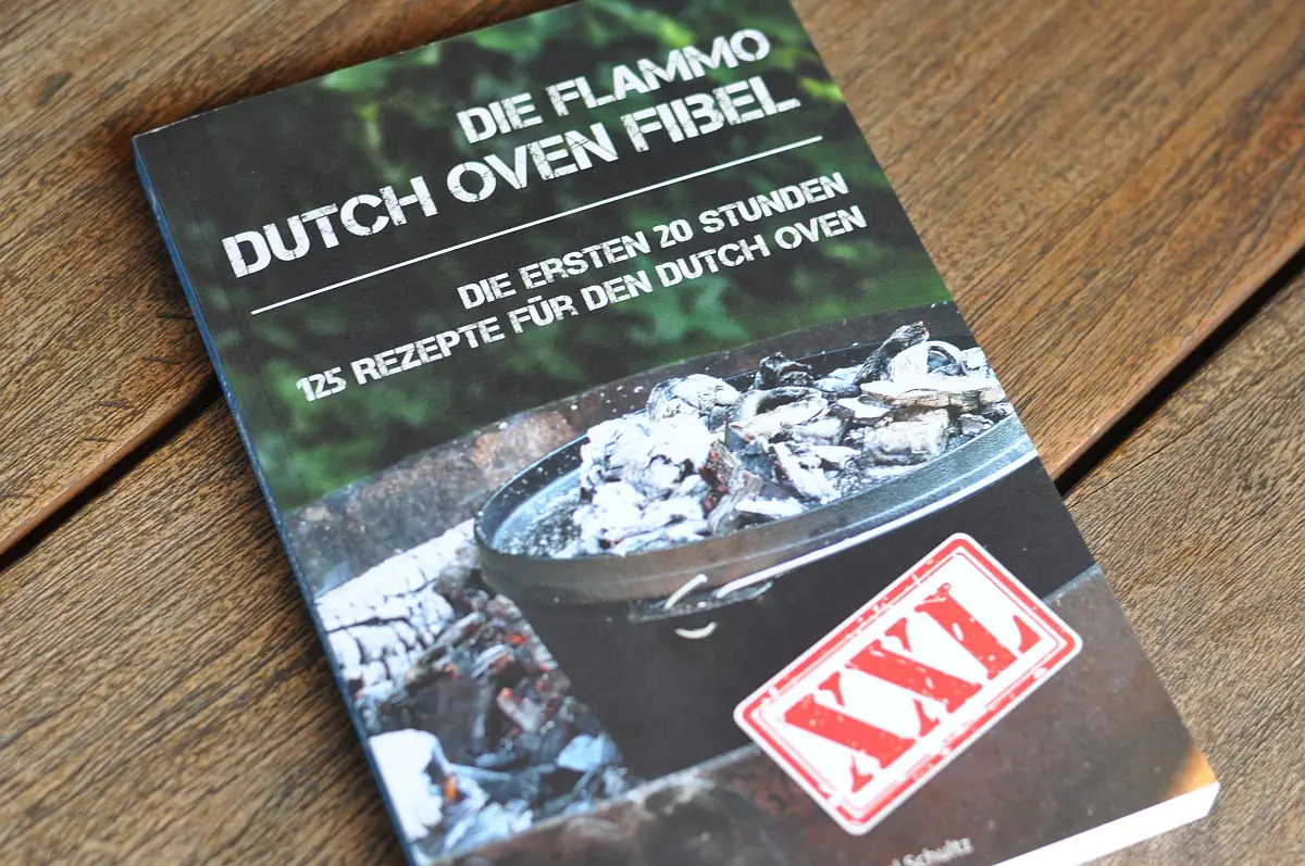 Dutch Oven Fibel XXL – 125 Dutch Oven Rezepte rohrnudeln aus dem dutch oven-DutchOvenFibelXXL-Rohrnudeln aus dem Dutch Oven