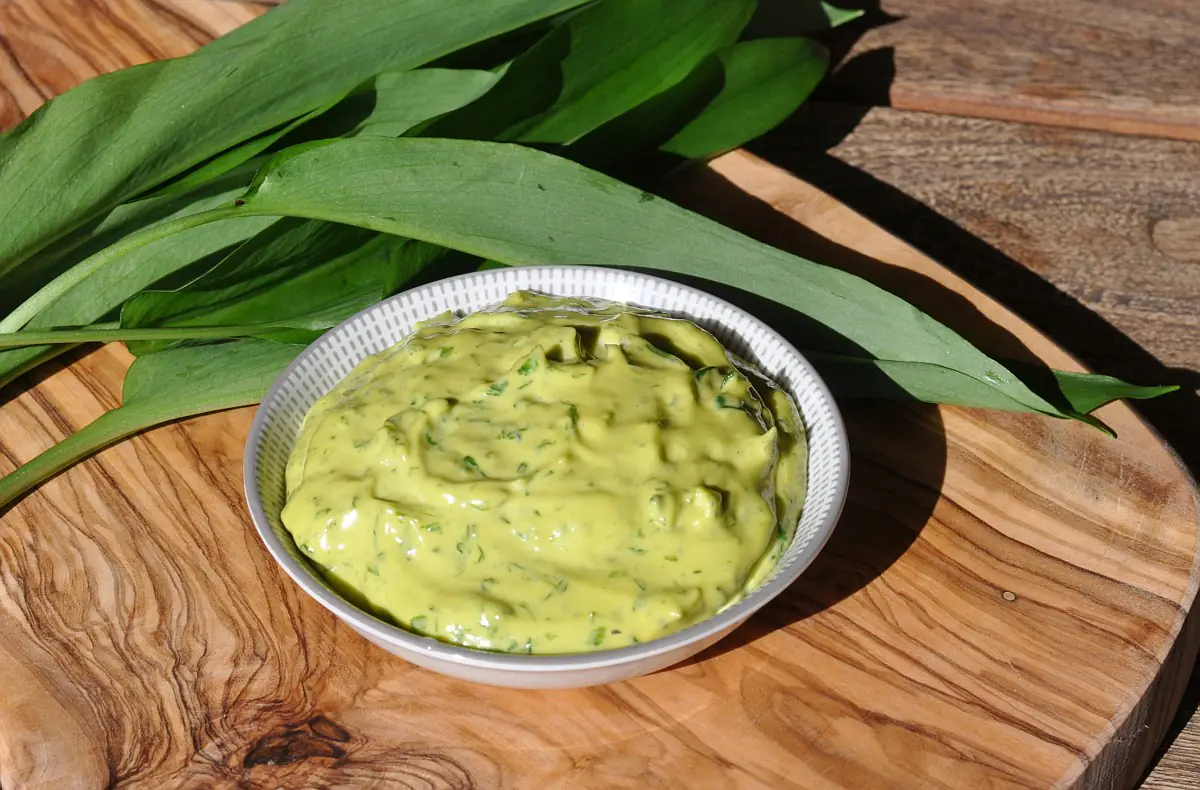 Bärlauch-Mayonnaise remoulade-Baerlauch Mayonnaise-Remoulade selber machen &#8211; Rezept für Remouladensauce