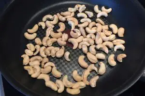 Fruchtiger Sommersalat Erdbeeren Aprikosen Rucola 03