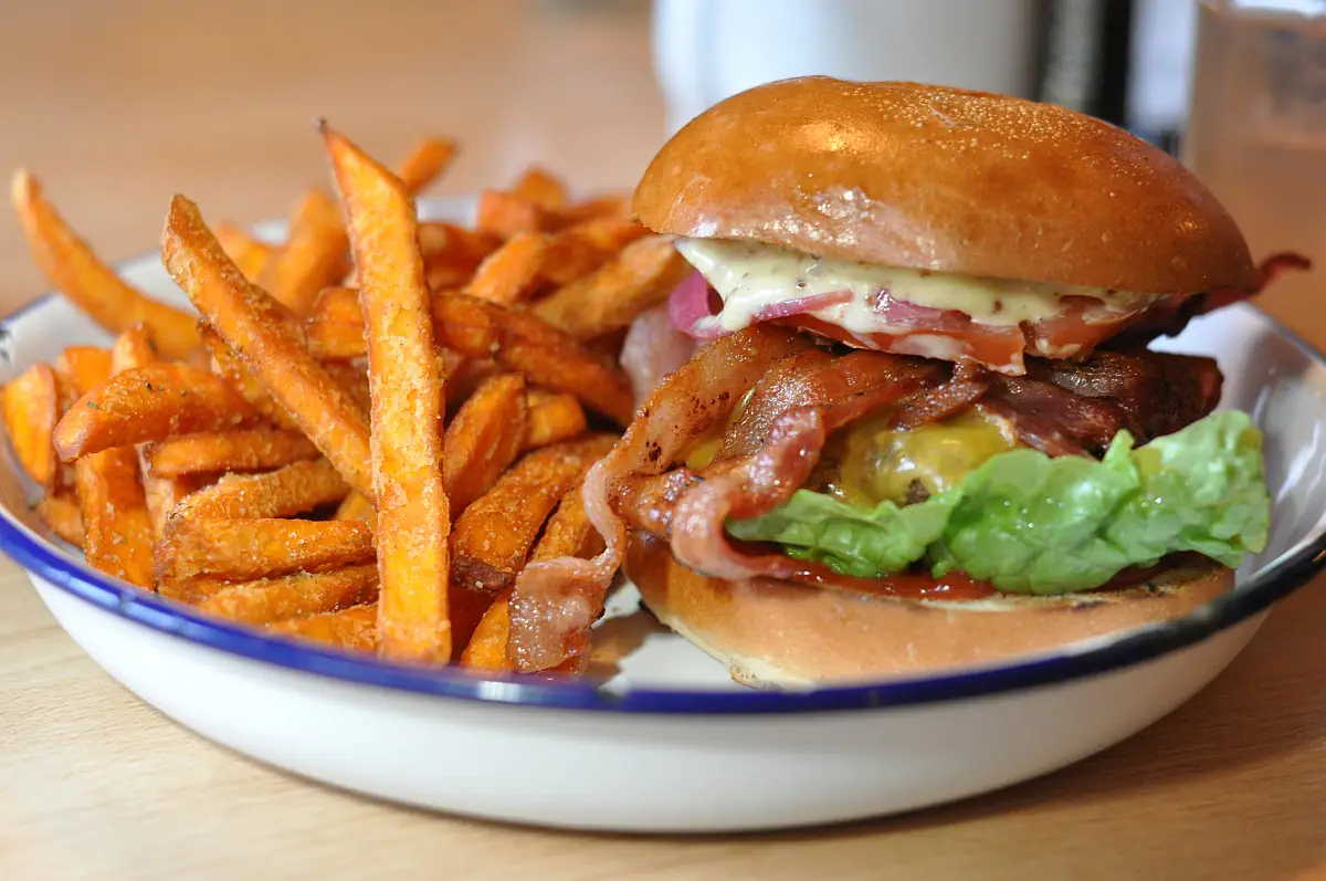 Otto’s Burger in Hamburg im BBQPit-Burgerbuden-Test