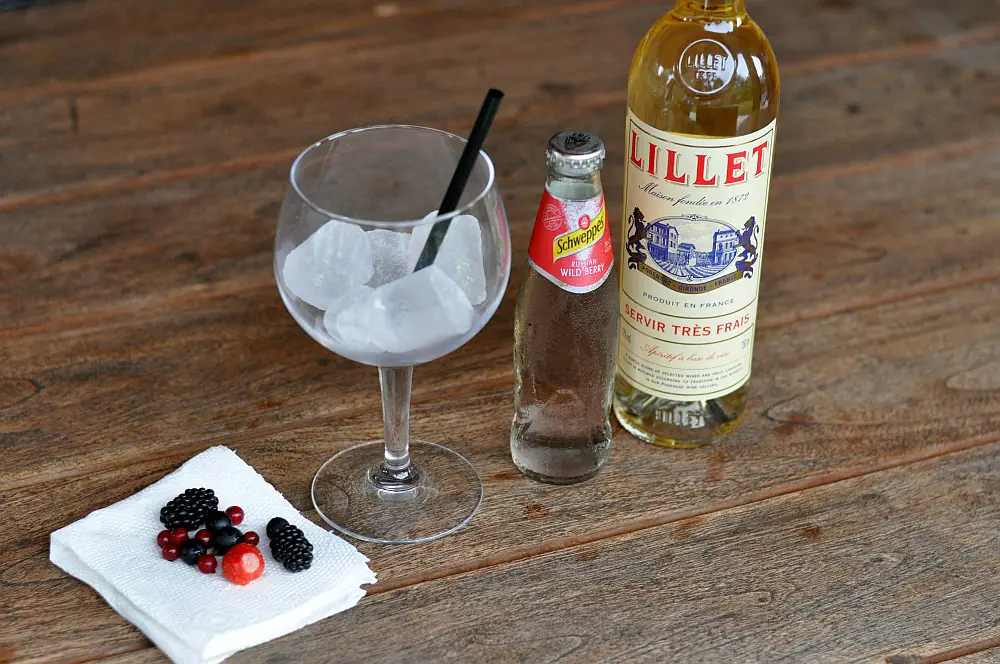 Lillet Wild Berry - der spritzige Sommerdrink 1 Lillet-Wild-Berry
