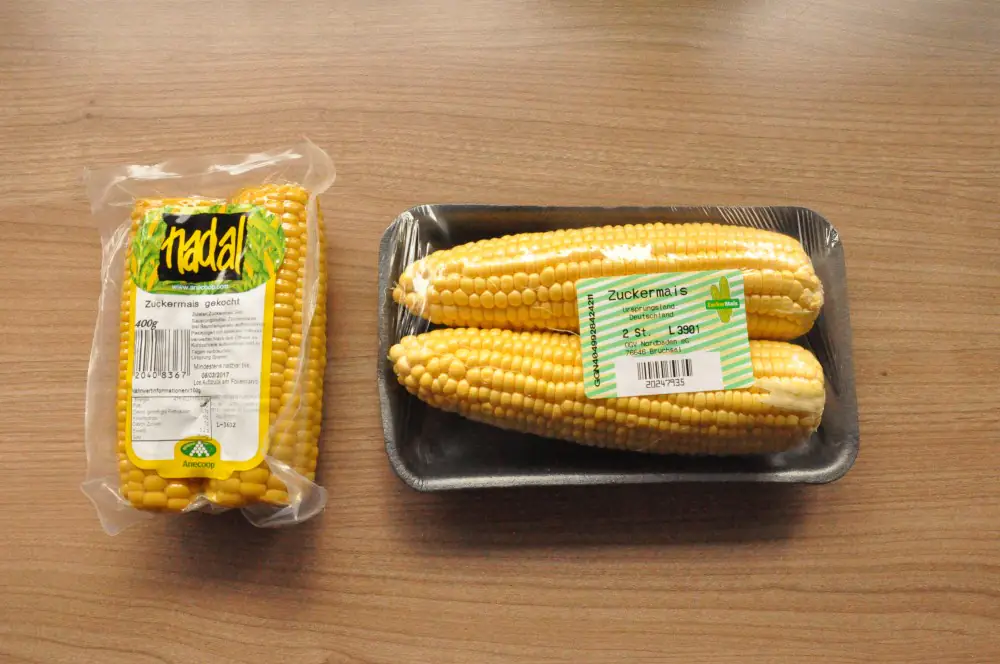 Gegrillter Mais - Maiskolben mit Basilikum-Limetten-Butter 2 Mais vom Grill