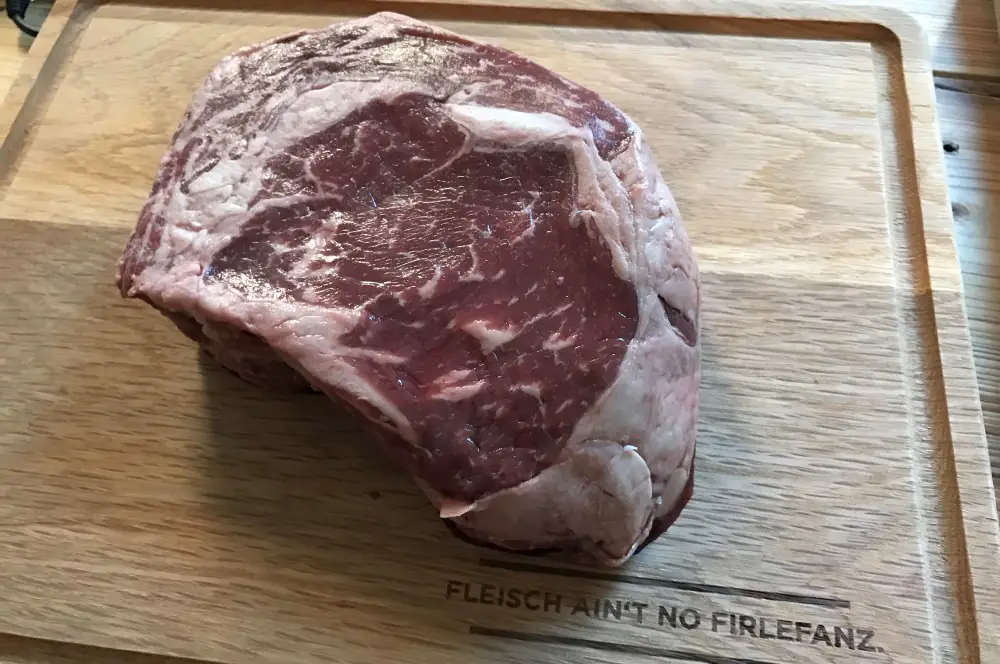 Rib Eye Steak vom O.F.B. - Das perfekte Steak vom Over-Fired Broiler? 1 Ribeye-Steak vom O.F.B.