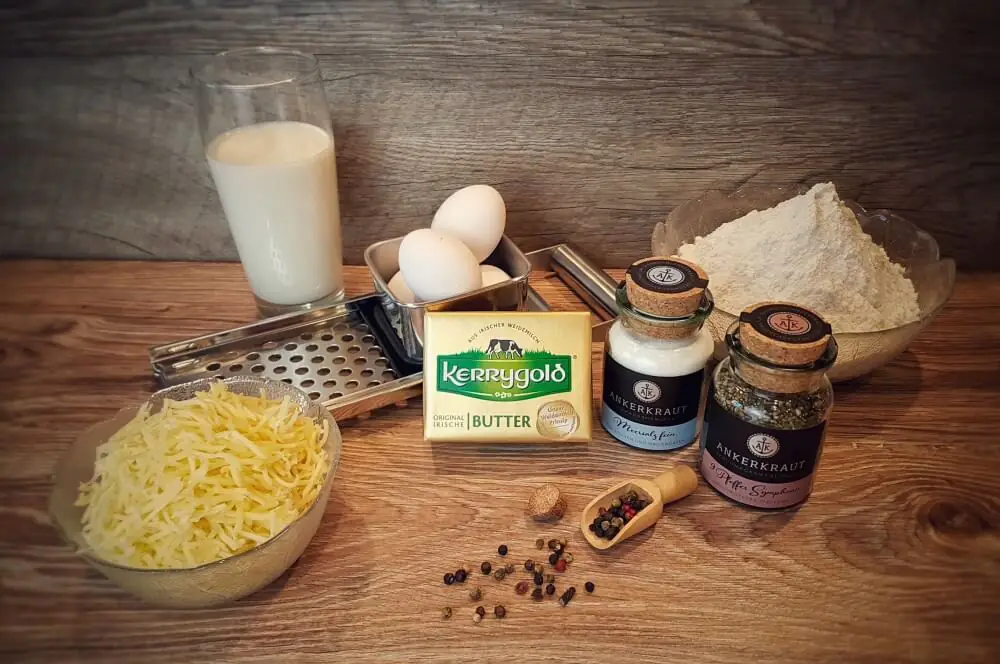 Käsespätzle mit Röstzwiebeln 1 Käsespätzle