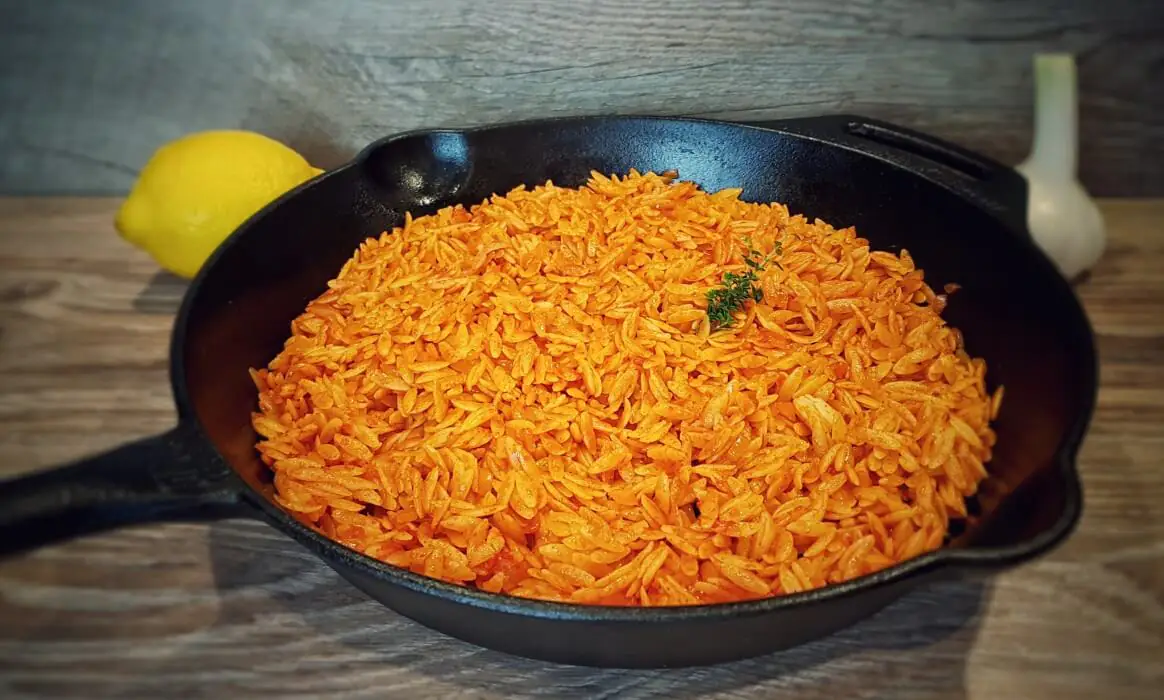 Kritharaki - griechische Nudeln | BBQPit.de giouvetsi-Kritharaki griechische Nudeln-Giouvetsi &#8211; Griechisches Schmorfleisch mit Kritharaki