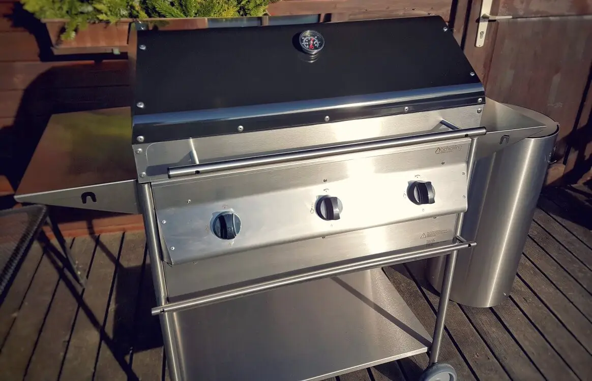 Schickling PremioGas XL Barbecue Gasgrill im Test | BBQPit.de schickling kohga deluxe-Schickling GasGrill PremioGas XL Barbecue-Schickling KohGa Deluxe Gas-/Holzkohlegrill im Wert von 525 Euro zu gewinnen!