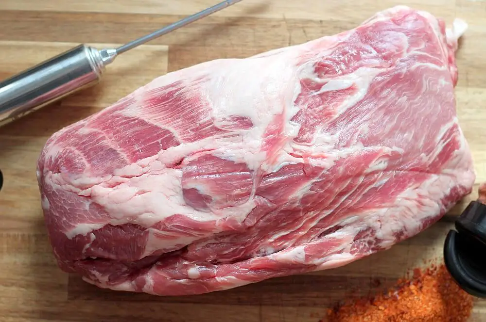 Pulled Pork aus dem Dutch Oven 1 Livar Schweinenacken aus dem Hause Otto Gourmet