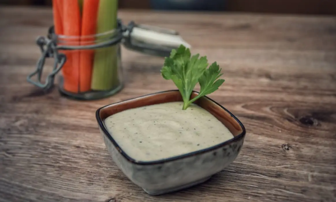 Blue Cheese Dip - Käse Dip mit Blauschimmelkäse