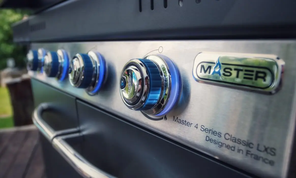 Campingaz Master 4 Series Classic LXS Gasgrill im Test | BBQPit.de masterbuilt gravity series 560-Campingaz Master 4 Series Classic LXS Gasgrill-Masterbuilt Gravity Series 560 Smoker im Test