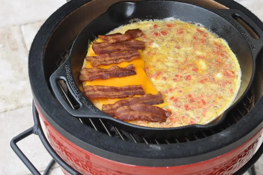 Omelett mit Bacon & Cheddar 5 Bacon Cheddar Omelett