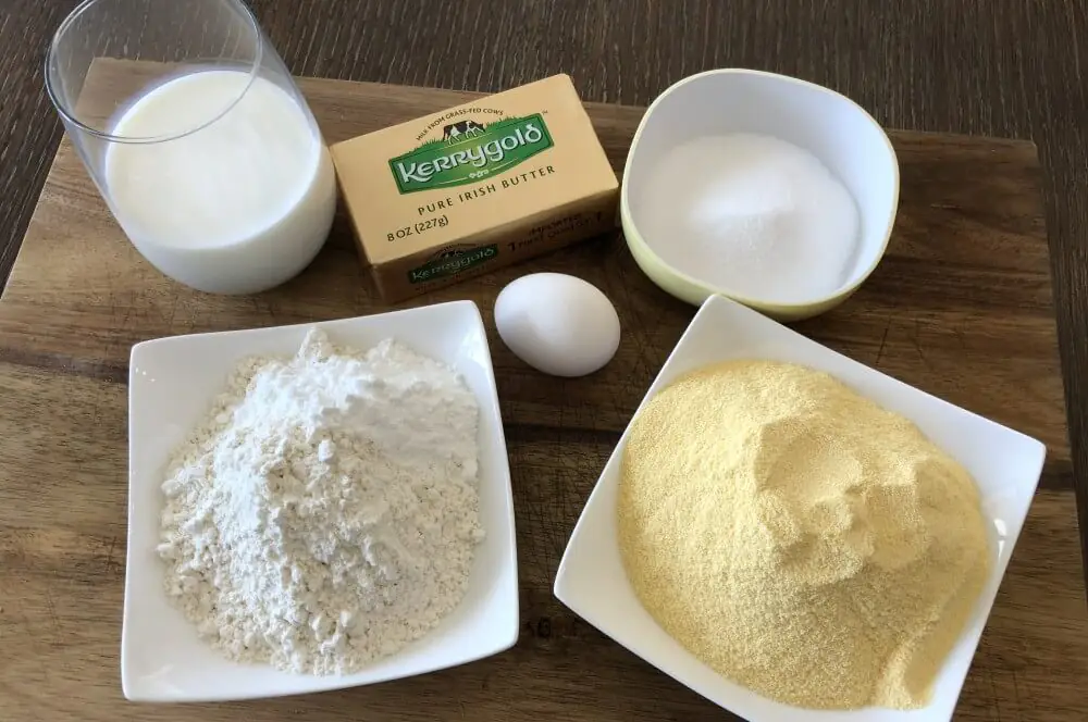 Cornbread - Rezept für amerikanisches Maisbrot 1 Alle Zutaten für Cornbread auf einen Blick