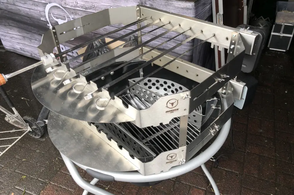 Turnado von Moesta-BBQ - Elektrischer Spießdreher für Kugelgrills 16 Turnado auf zwei Ebenen für bis zu 18 Spieße