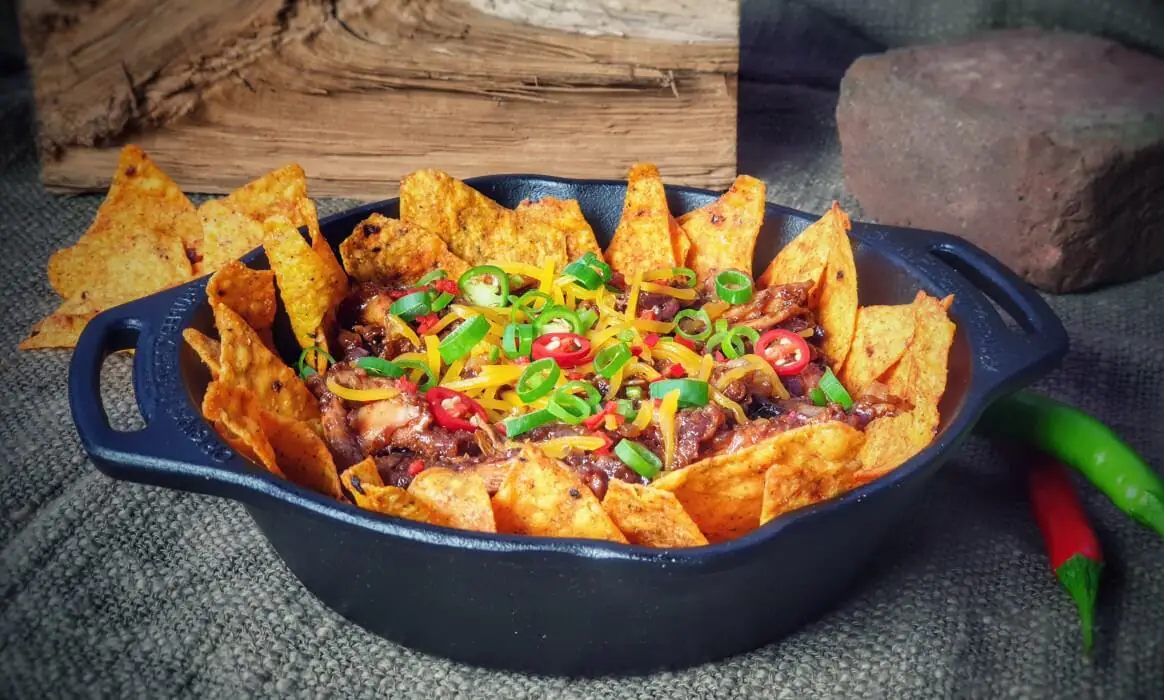 Überbackene Pulled Chicken Tortilla-Chips | BBQPit.de