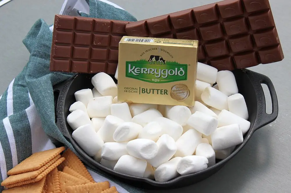 S'Mores Dip - Die unverschämt süße Leckerei aus den USA 1 Alle Zutaten für den S'Mores-Dip auf einen Blick
