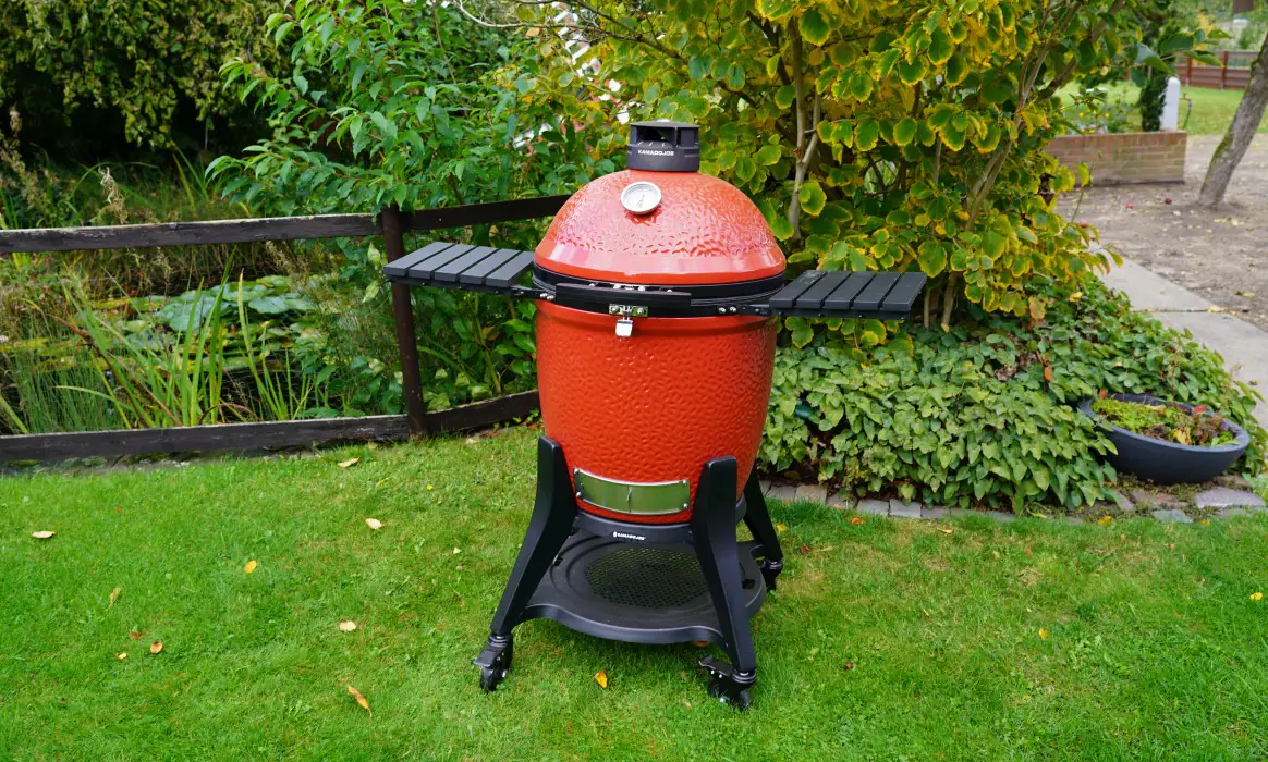 Kamado Joe Classic III Keramikgrill im Test | BBQPit.de kamado joe junior joe-Kamado Joe Classic III Keramikgrill Test-Kamado Joe Junior Joe Keramikgrill &#8211; der kleine &#8222;Riese&#8220;