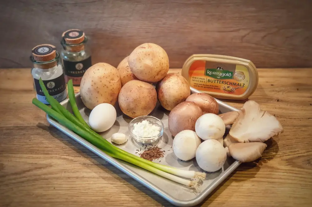 Schweizer Rösti mit Pilzen 1 Alle Zutaten für Schweizer Rösti mit Pilzen auf einen Blick