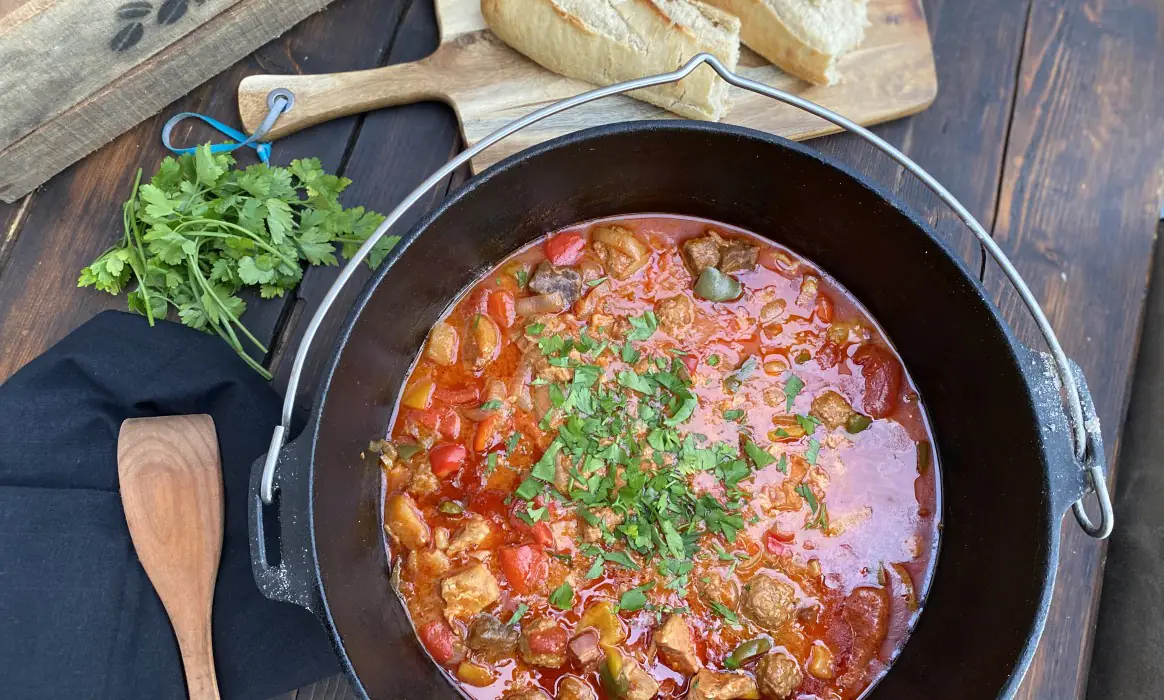 Pfundstopf - Das Partyrezept aus dem Dutch Oven | BBQPit.de